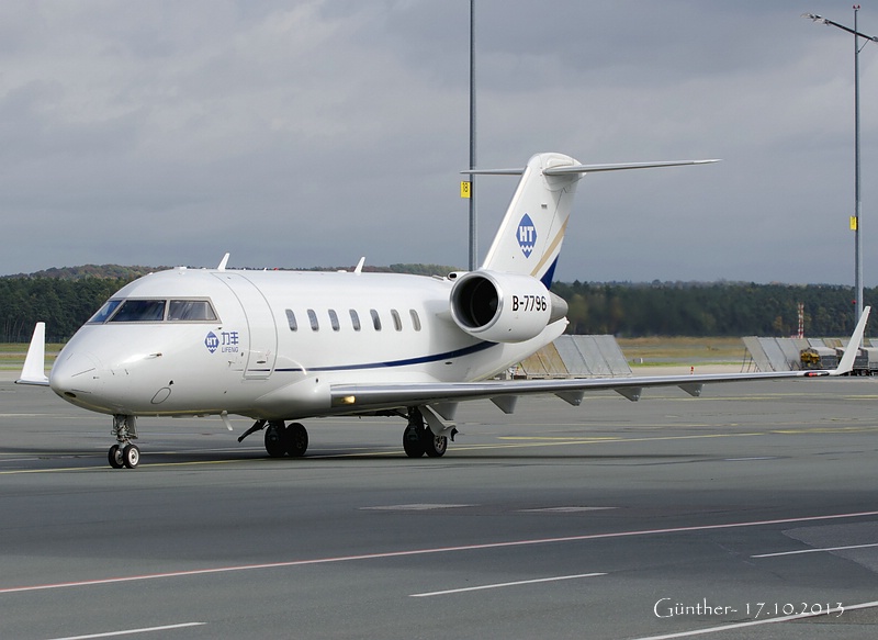 comp_B-7796-a.jpg