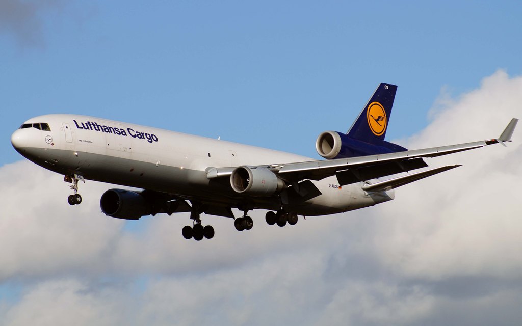 D-ALCS Lufthansa Cargo MD11-F