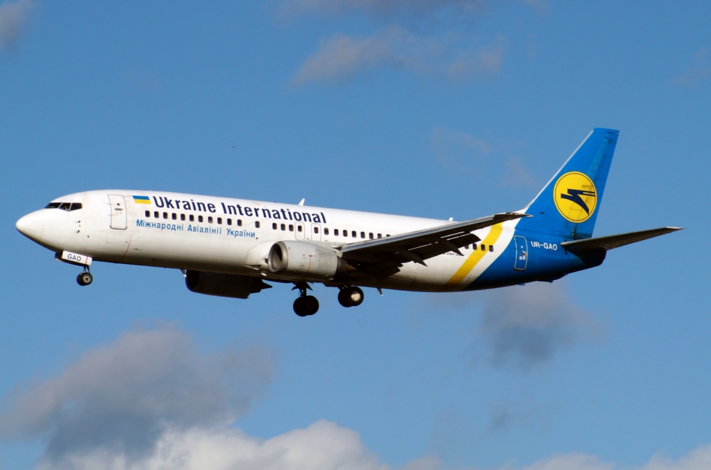 UR-GAO Ukraine International Airlines  Boeing 737-400