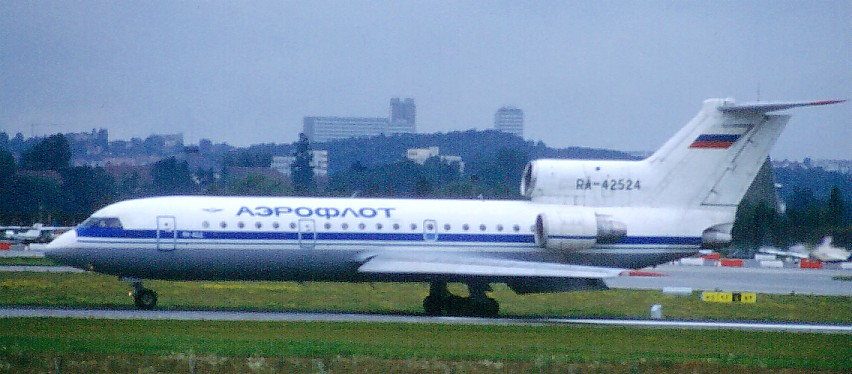 RA-42524.jpg
