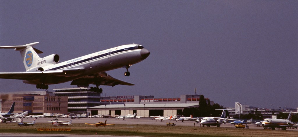 UR-85179.jpg