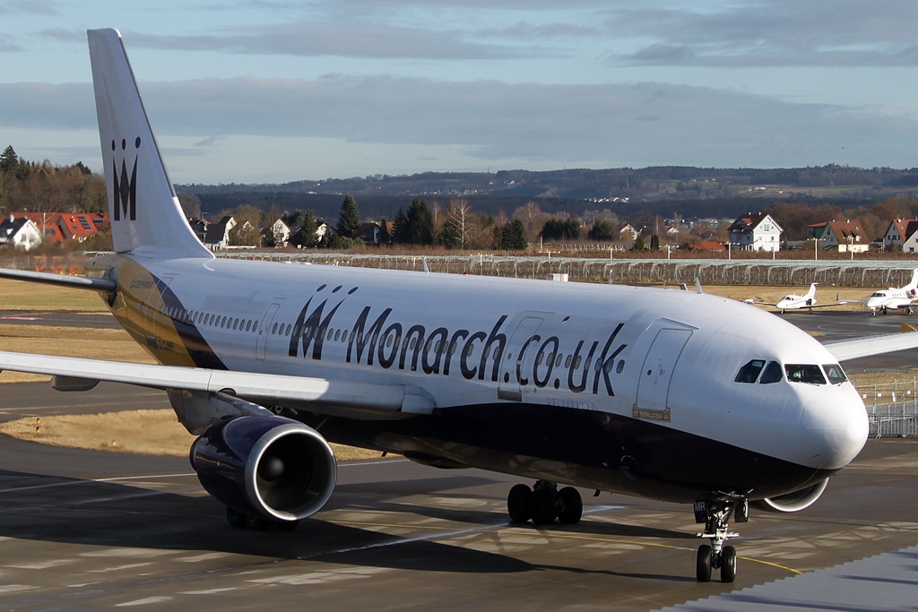Monarch Airlines Airbus A300B4-605R G-OJMR