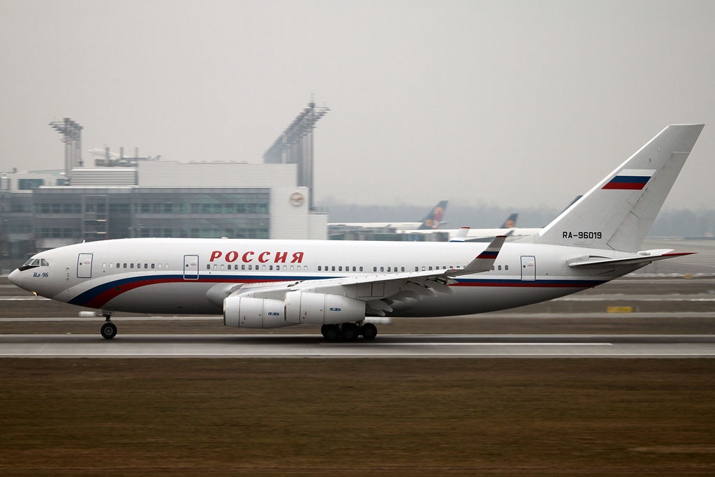Russian State Transport Ilyushin IL-96-300 RA-96019