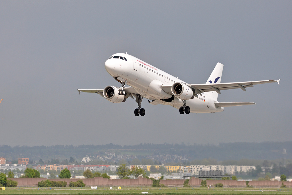 D-AHHD Hamburg Airways Airbus A320-214