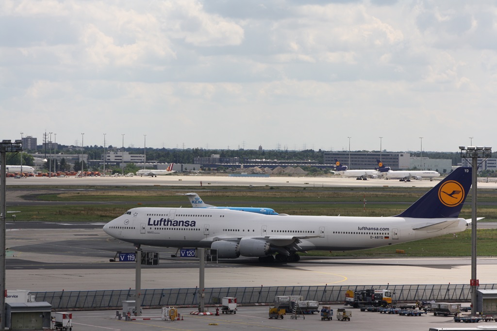 Lufthansa 747-8 D-ABYD