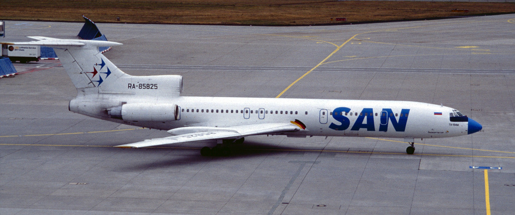 RA-85825.jpg