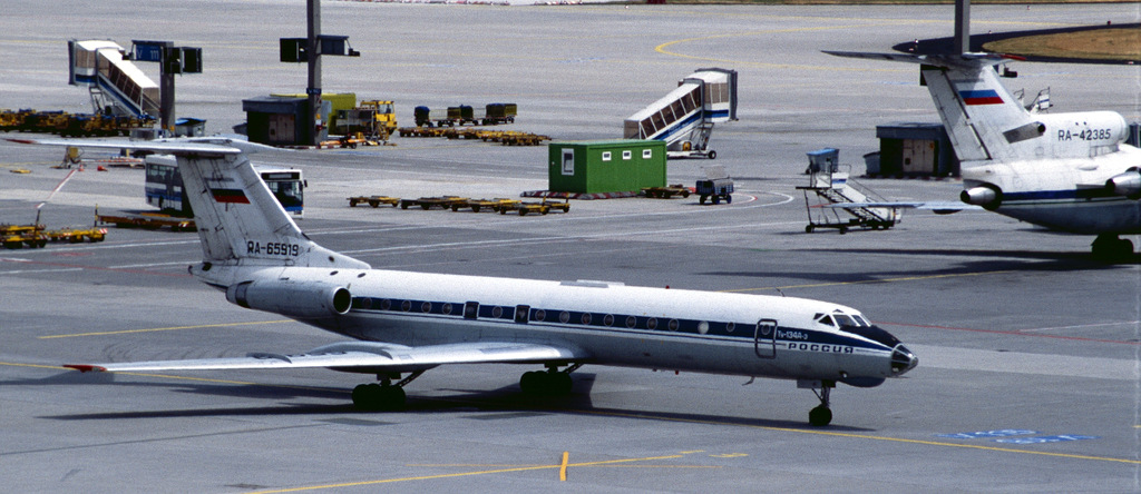 RA-65919.jpg