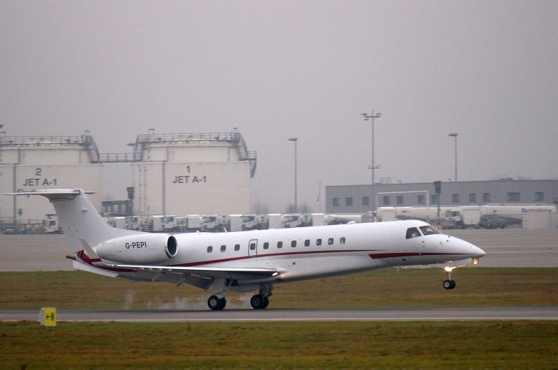G-PEPI, London Executive Aviation, Embraer EMB-135BJ Legacy