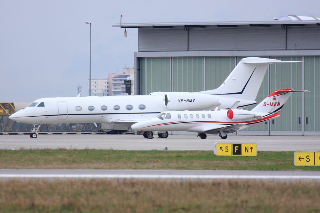 VP-BMV+D-IAKN_STR_100329__2984.jpg