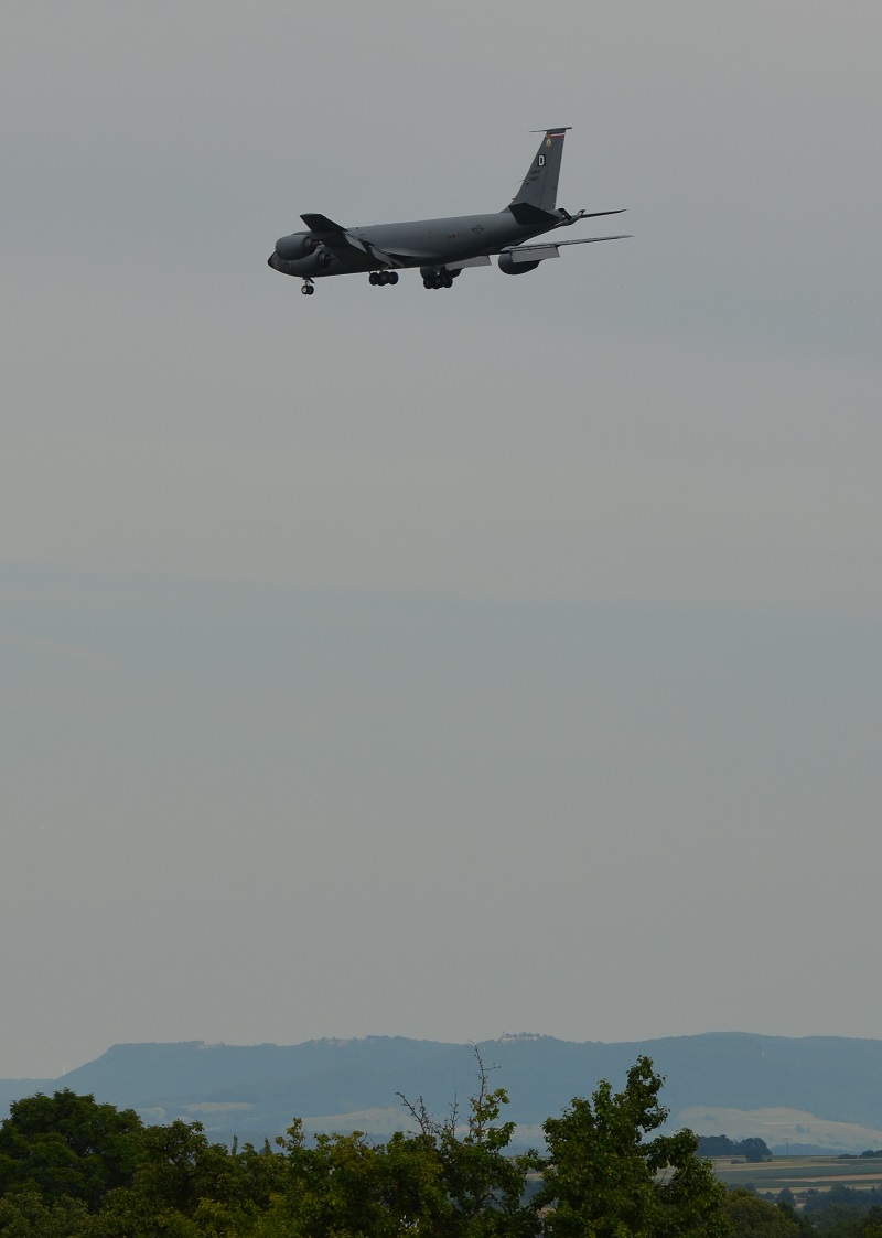 Schwäbische Alb und Burg Teck im Hintergrund.