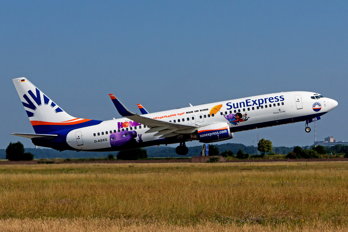 SunExpress Germany Boeing 737-8CX. D-ASXG "Home"