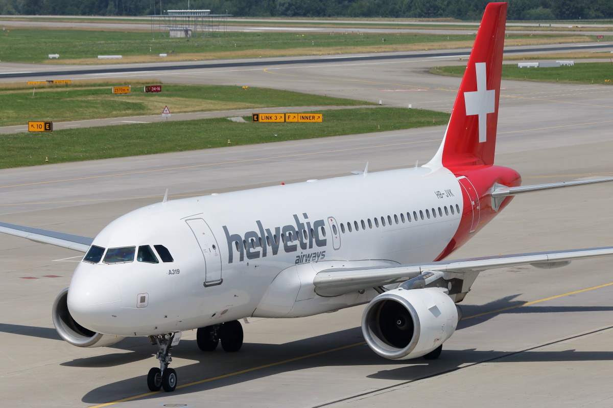 HB-JVK_Helvetic_A319-112.JPG