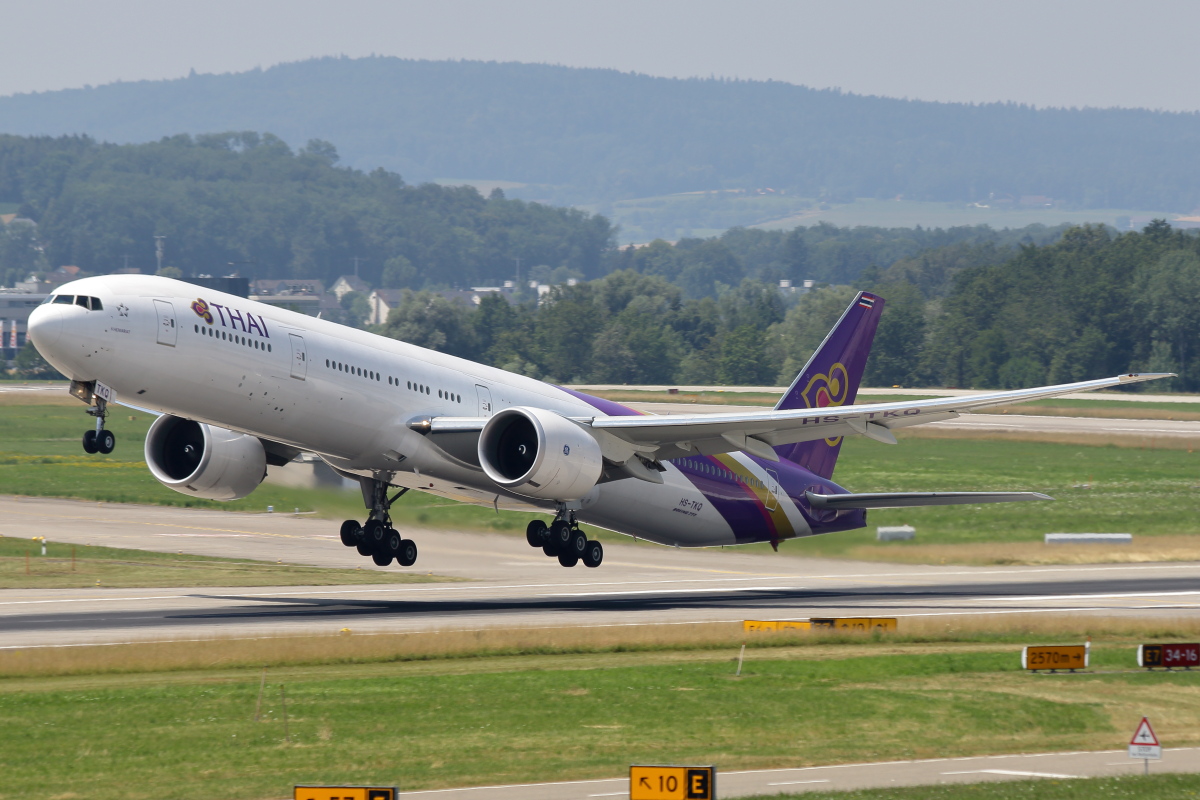 HS-TKQ_Thai Airways_ B777-3AL(ER).JPG