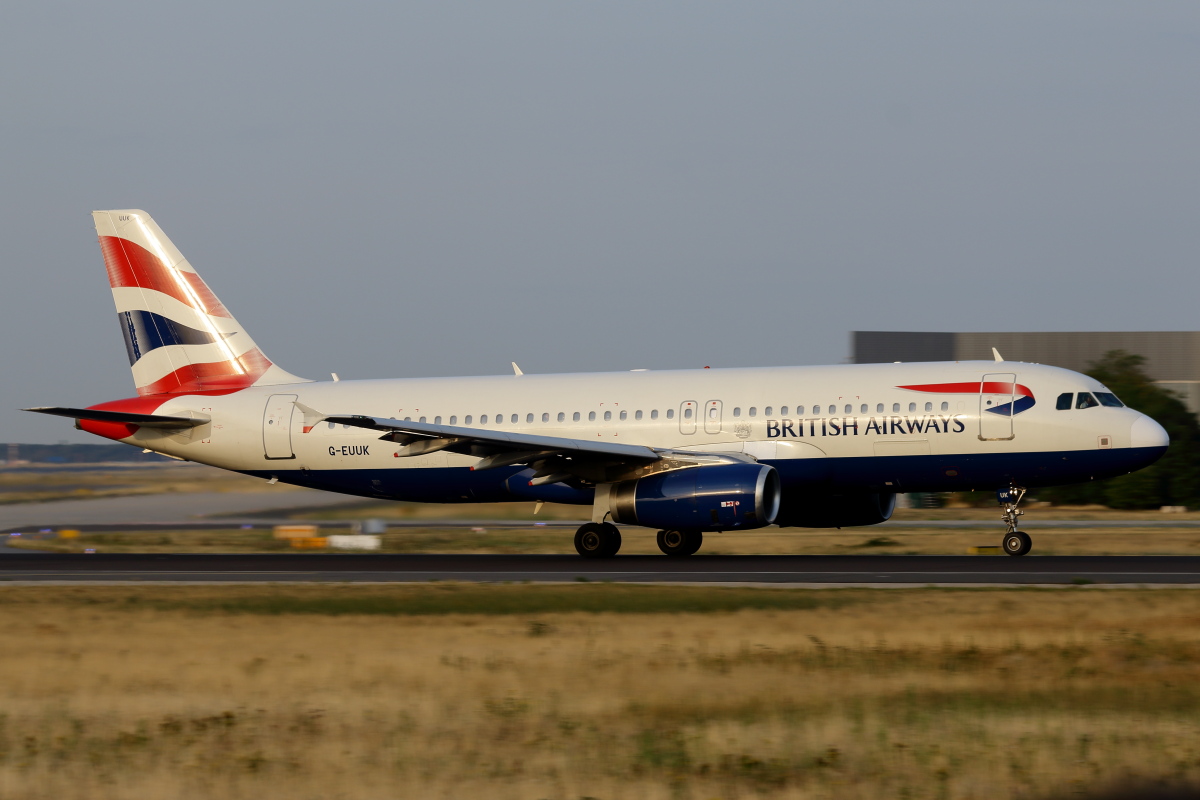 G-EUUK_British Airways_A320-232.JPG