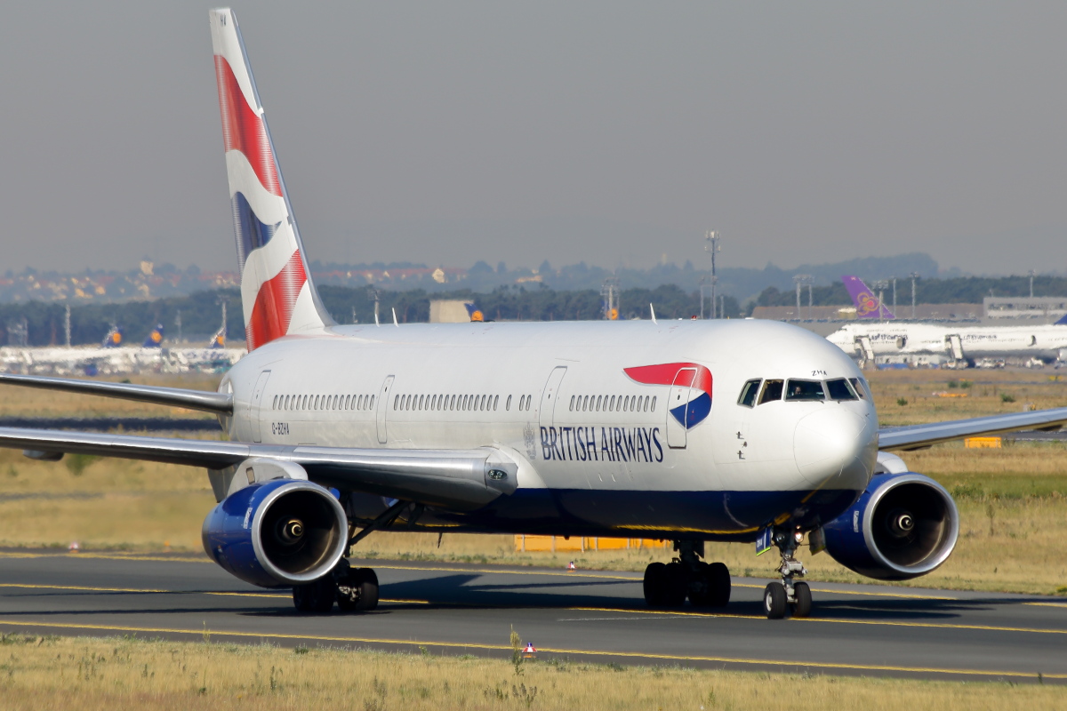 G-BZHA - British Airways - B767-336(ER).JPG