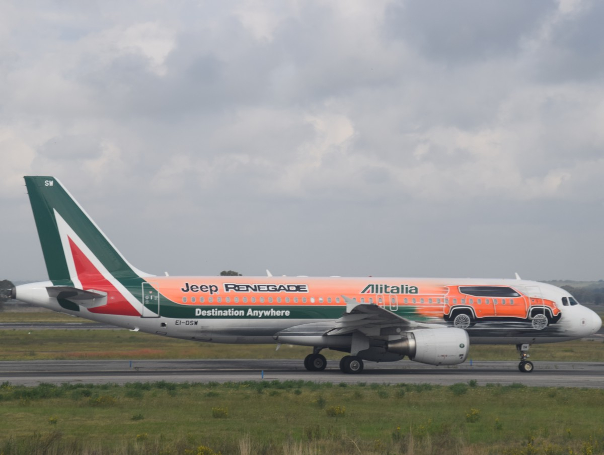 Alitalia EI-DSW ,,Jeep Renegade,, A320-216