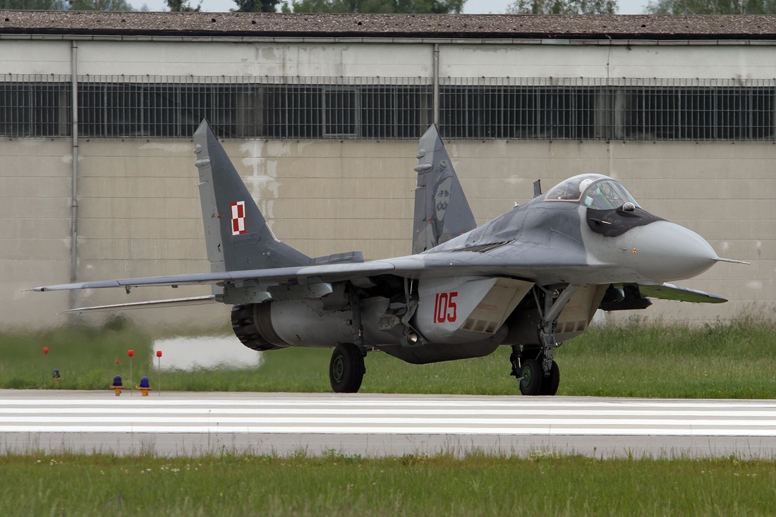 Poland - Air Force Mikoyan-Gurevich MiG-29A Fulcrum 105