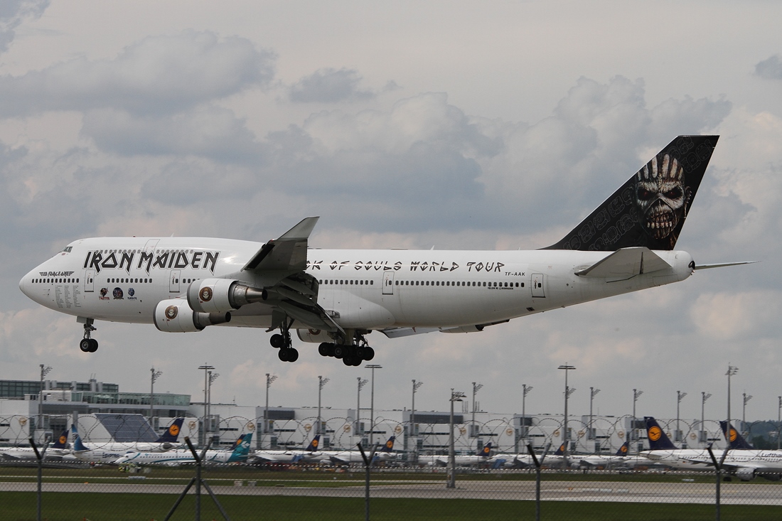 Air Atlanta Icelandic Boeing 747-428 TF-AAK