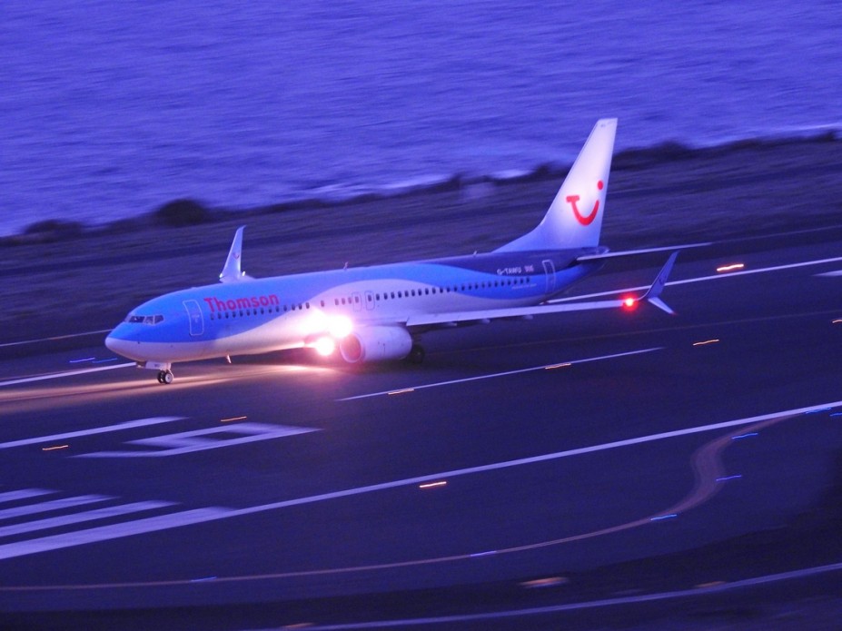 Jedes mal Delay bei Thomson, daher mit dem allerletzten Licht und in nur dürftiger Qualität