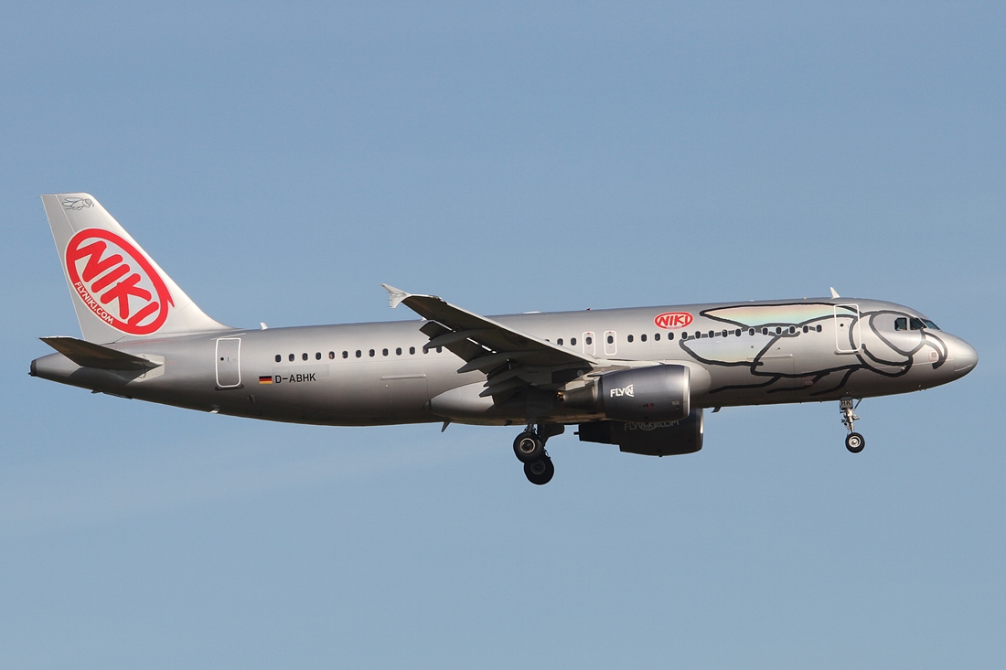 Niki Airbus A320-214 D-ABHK