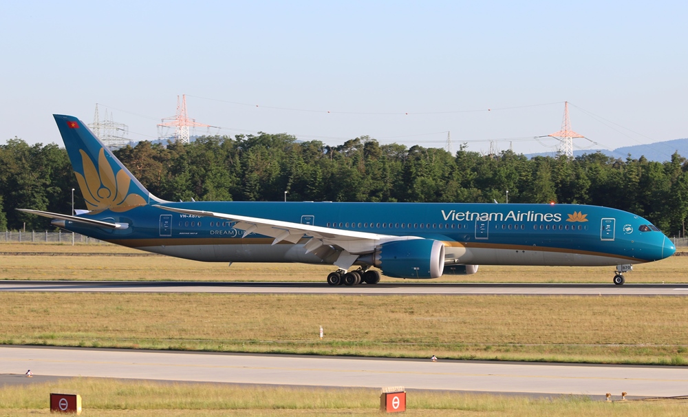 Vietnam Airlines B787-9 VN-A870