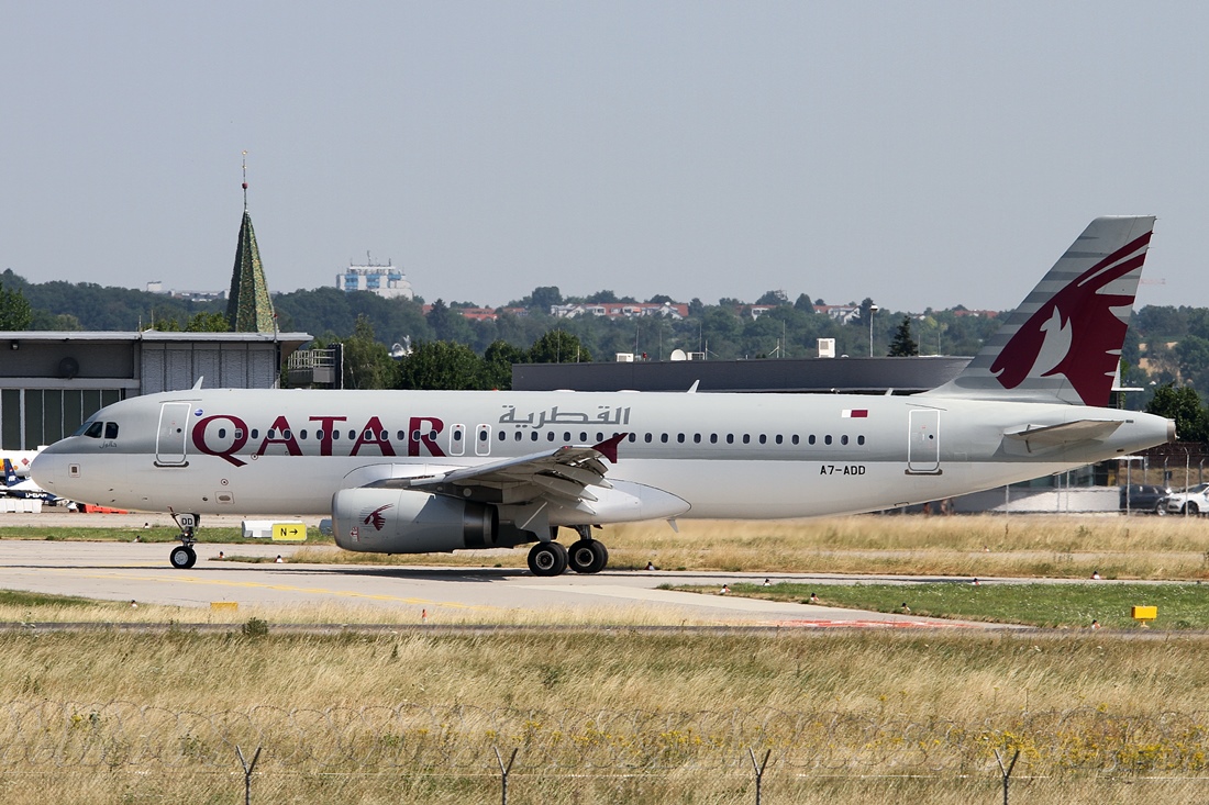 Qatar Airways Airbus A320-232 A7-ADD