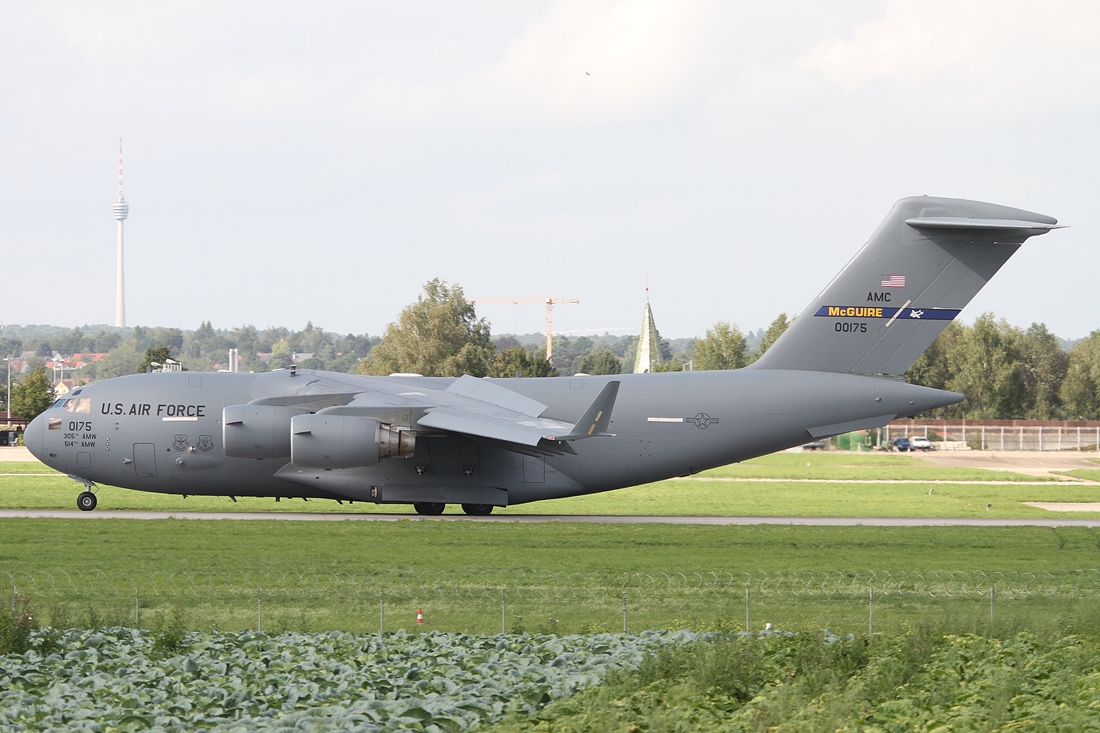 USA - Air Force  Boeing C-17A Globemaster III 00-0175