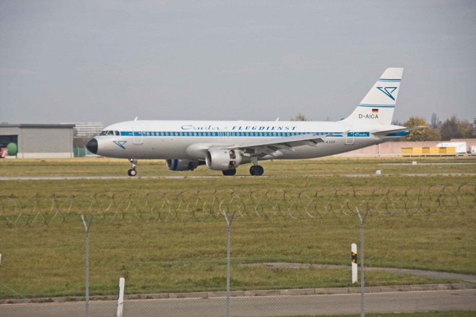 D-AICA Condor Flugdienst Retro Airbus A320