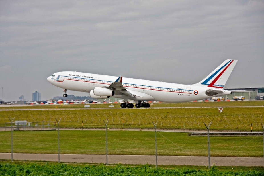 F-RAJB Armèe de lÀir Airbus A340-212