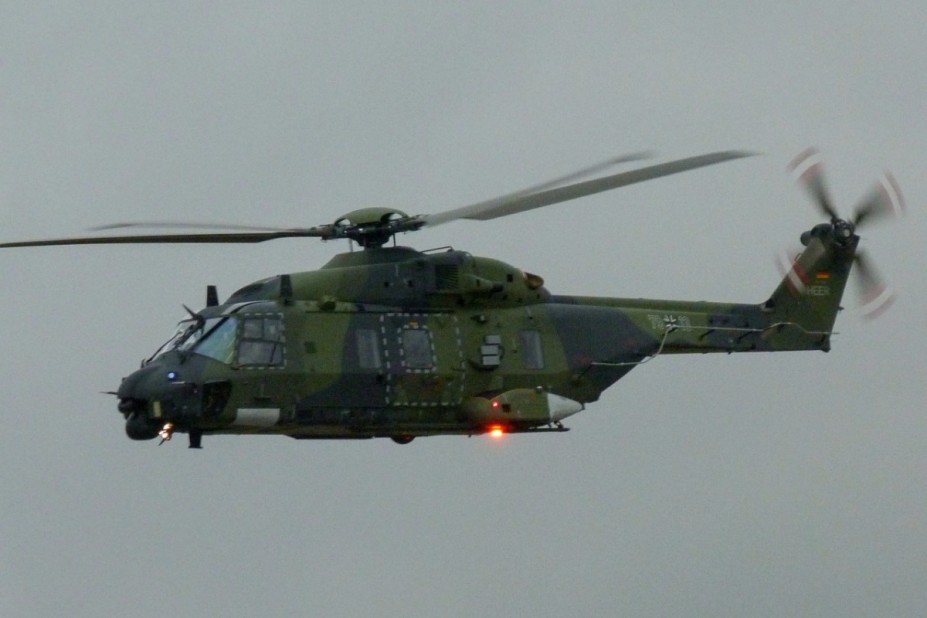 79+13.JPG (645.26 KiB) 1479 mal betrachtet 79+13. NH90 TTH. HEER