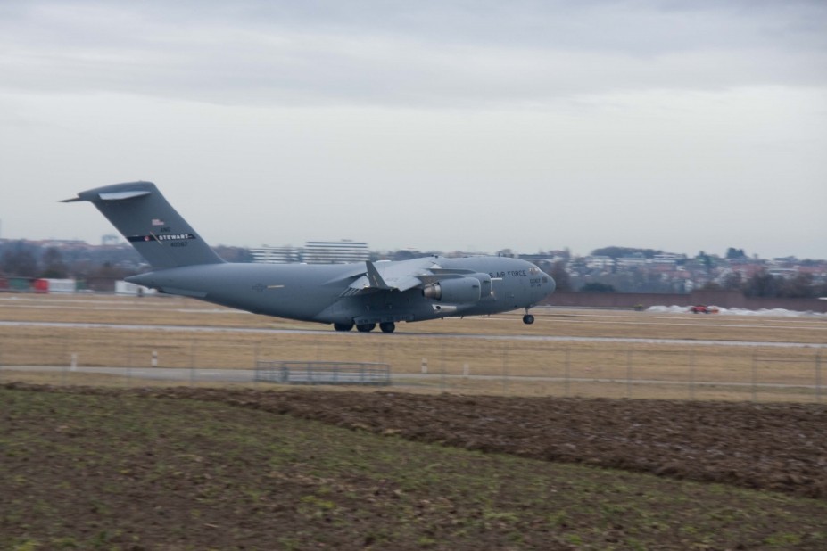 IMG_0124.jpg (459.39 KiB) 1799 mal betrachtet United States Air Force - McDonnell Douglas C-17A Globemaster III REG. ANG-40067