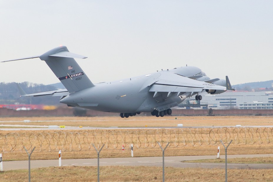 IMG_6465.jpg (698.7 KiB) 1494 mal betrachtet United States Air Force / Boeing C-17A Globemaster III / 94-0067