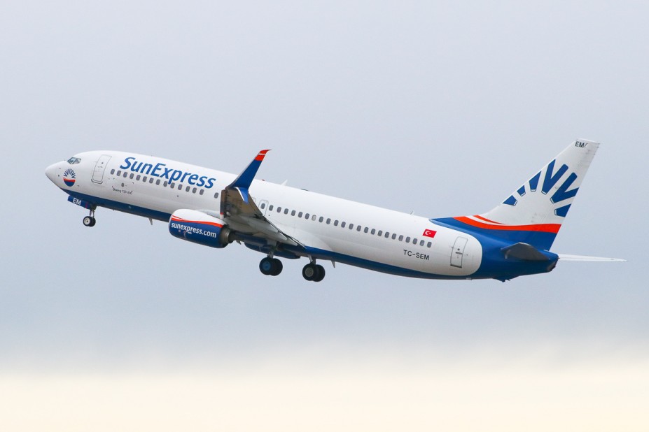 IMG_6731.jpg (596.07 KiB) 1494 mal betrachtet SunExpress / Boeing 737-8HC / TC-SEM