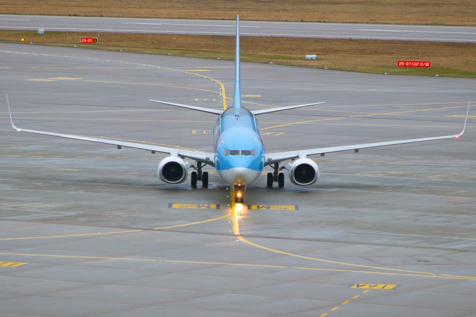 IMG_6779.jpg (794.62 KiB) 1493 mal betrachtet TUIfly / Boeing 737-8BK / D-ASUN