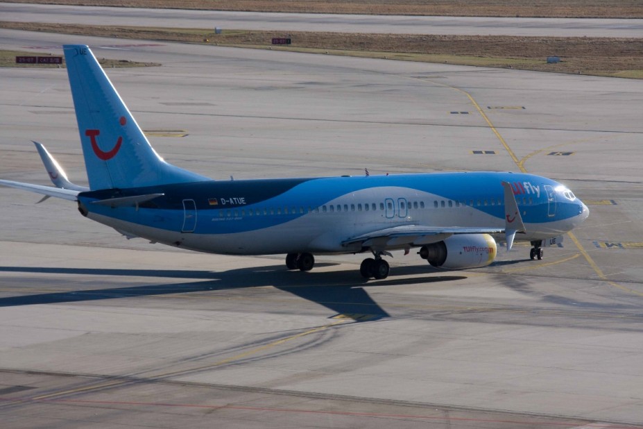 IMG_0198.jpg (611.07 KiB) 2167 mal betrachtet Boing 737-800 D-ATUE