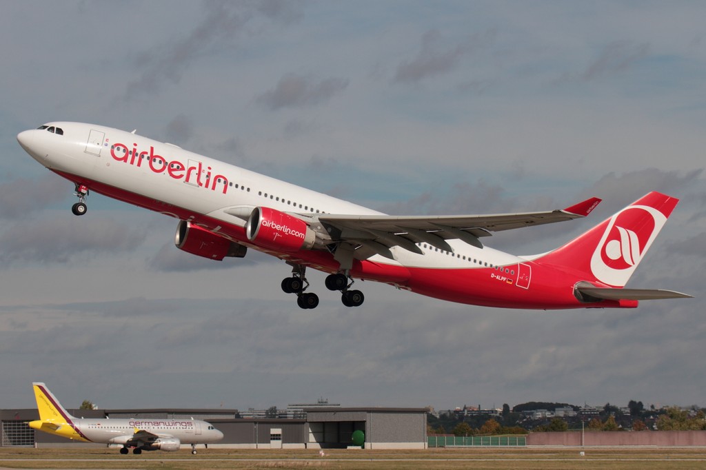 D-ALPF Air Berlin A330-223