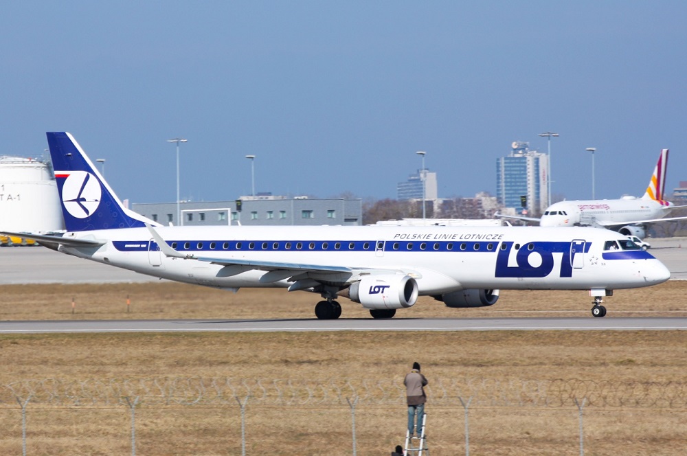 Embraer ERJ-195LR // LOT // SP-LNA