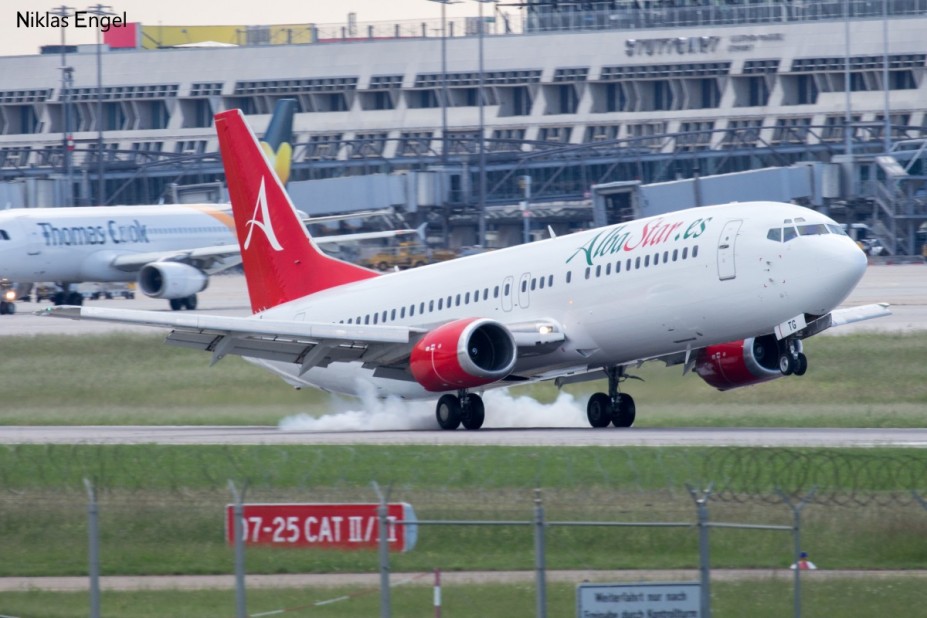Alba Star B737-400 EC-LTG
