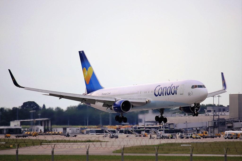 Condor - B767-300<br />D-ABUC