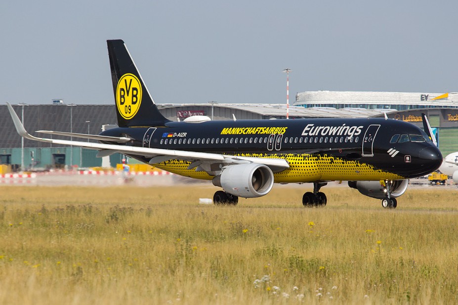 D-AIZR.jpg (710.96 KiB) 3208 mal betrachtet D-AIZR.jpg