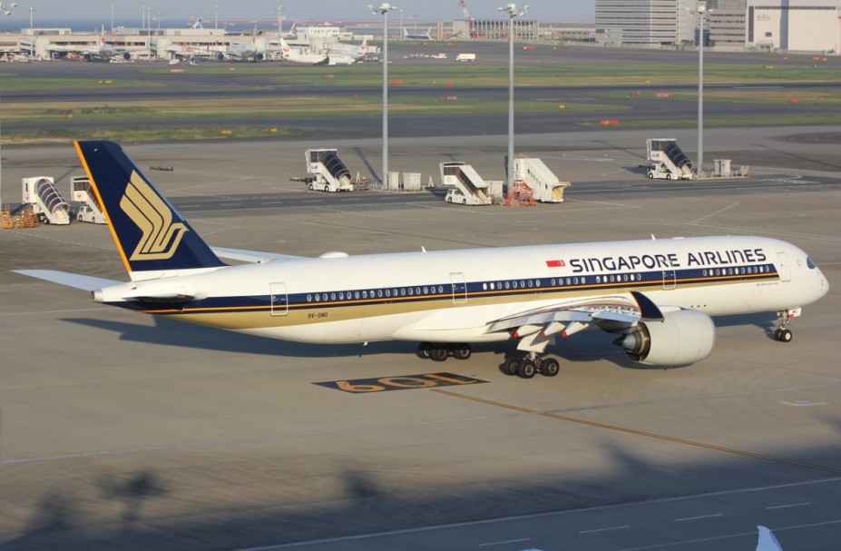 SQ A350 9V-SMG HND Tobias Kurz.jpg (579.69 KiB) 1595 mal betrachtet SQ A350 9V-SMG HND Tobias Kurz.jpg