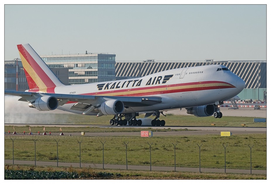 EDDS20181010-01.jpg (441.72 KiB) 2157 mal betrachtet N744CK // Kalitta Air // Boeing 747-446(BCF)