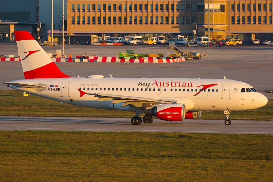 OE-LDE.jpg (958.46 KiB) 1272 mal betrachtet OE-LDE.jpg