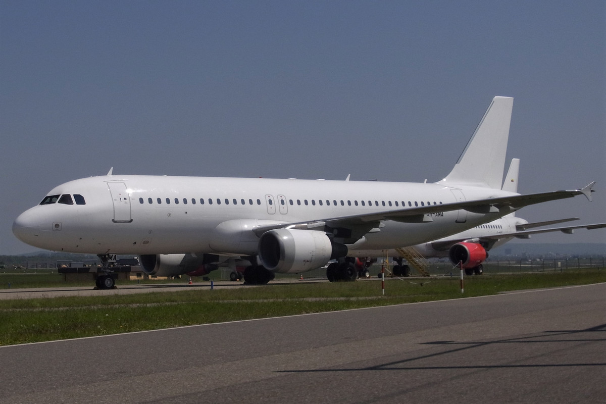 9H-AMA    A320      Avion Express Malta