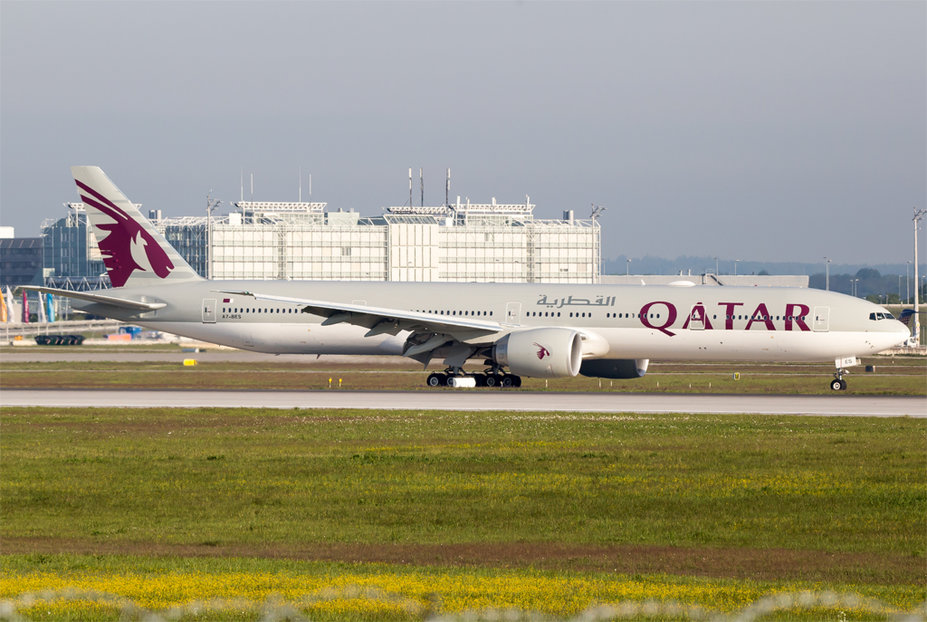 Qatar Airways / A7-BES / Boeing 777-3DZER