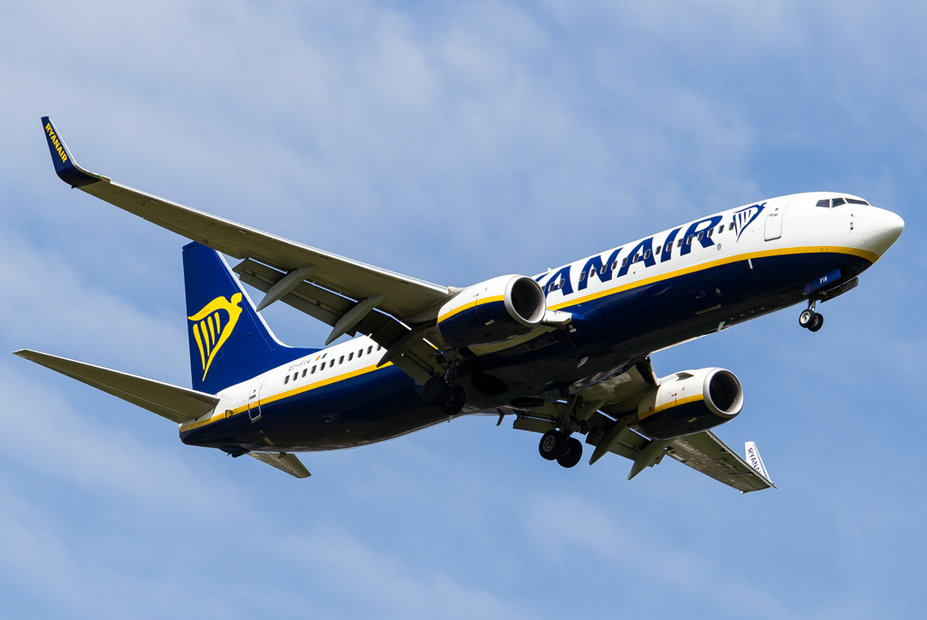 IMG_2702-2.jpg (398.03 KiB) 1801 mal betrachtet Ryanair / EI-FIV / Boeing 737-8AS
