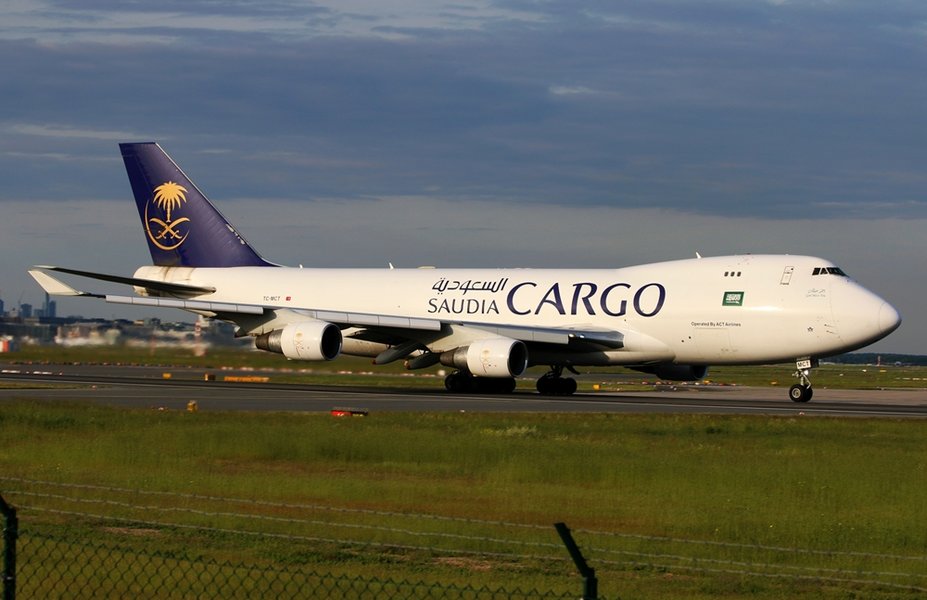 TC-MCT Saudi Arabian Airlines Boeing 747-412F