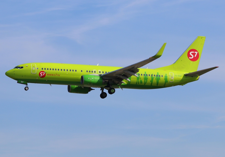 VQ-BRP S7 - Globus Boeing 737-8LP(WL)