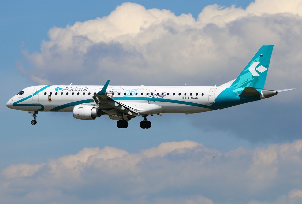 I-ADJS Air Dolomiti Embraer ERJ-195LR