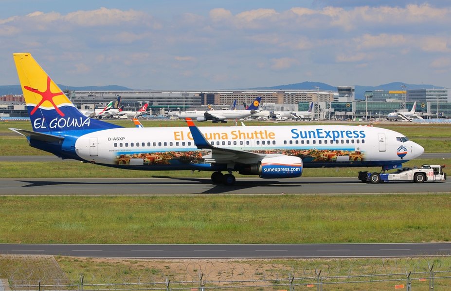 D-ASXP SunExpress Germany Boeing 737-8HX(WL)